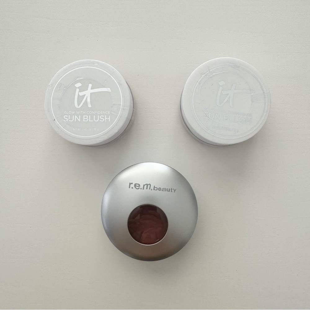 NEW rem hypernova it cosmetics glow confidence sun cream blush bronzer bundle